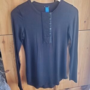Kit & Ace Women's Black Long Sleeve Henley Style Top in size 4 (medium)
